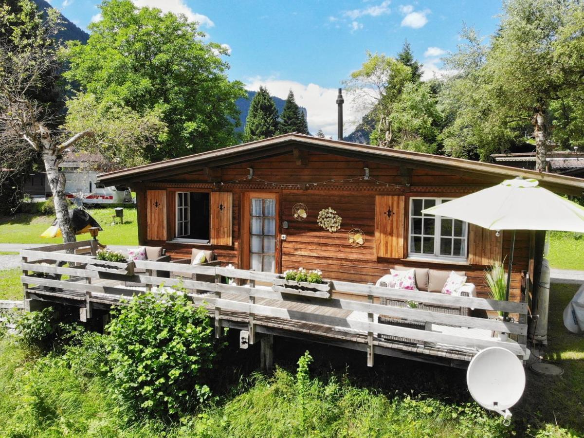Spellbound A Romantic Hideaway For Adults Aged 18-35 Villa Lauterbrunnen Bagian luar foto